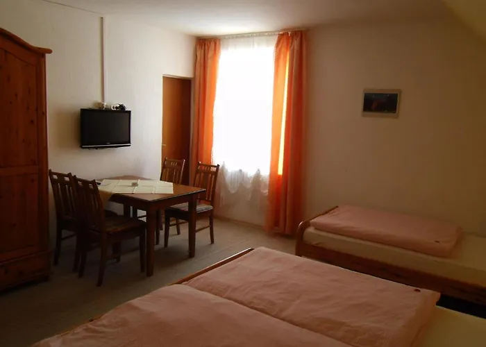 Zum Neubau ホテル Kißlegg